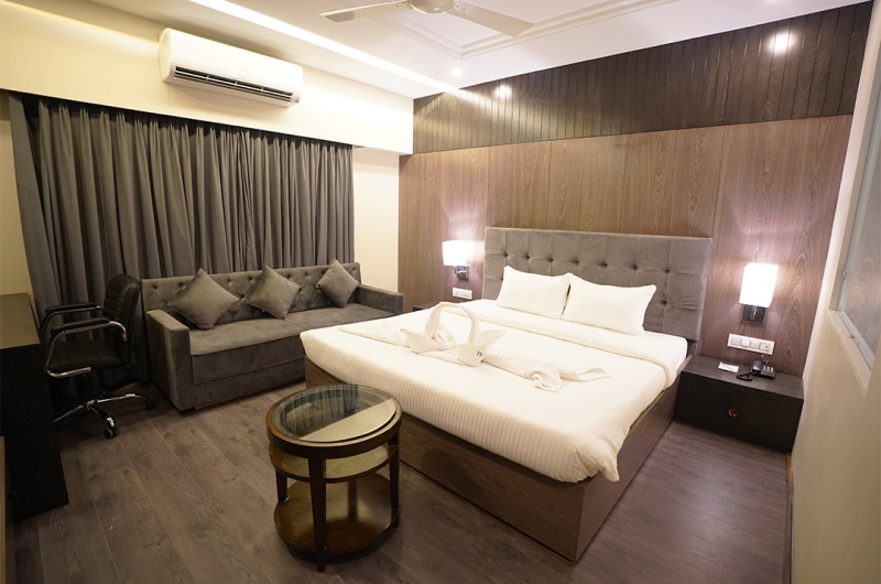 Deluxe rom at Hotel Suffa International, Indore